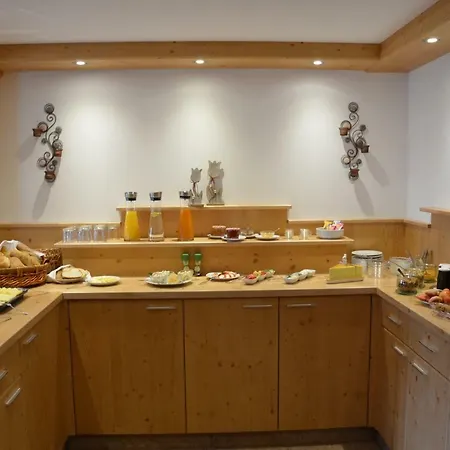 Fruehstueckspension Porranzl Gæstehus 3*