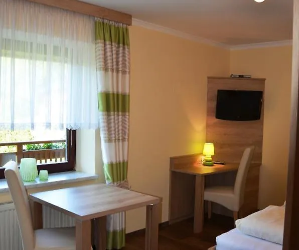 Fruehstueckspension Porranzl 3* Hofamt Priel